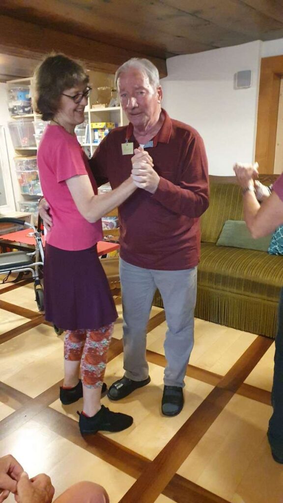 Bewegungs- & Tanz-Therapie